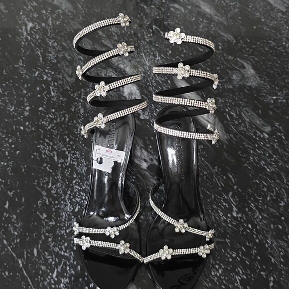 BRAND NEW WILD DIVA ELEGANT RHINESTONE STRAPPY BLOCK-HEEL SANDAL - Picture 2 of 16